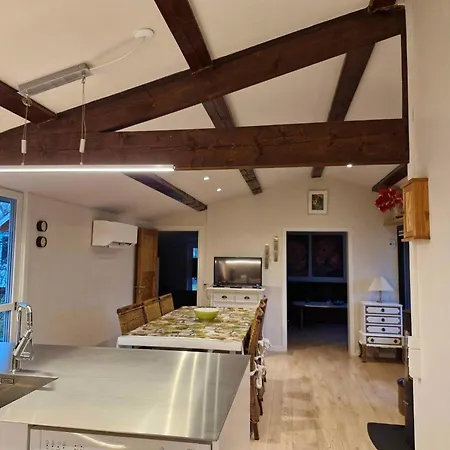 Quiet Area 15 Km To The Tatil Evi